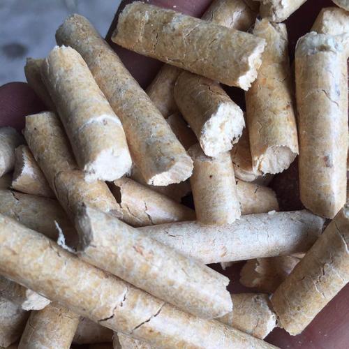 厂家销售生物质燃烧颗粒木头颗粒小麦秸秆塑料颗粒生物燃料